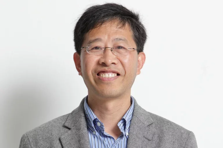 Genhong Cheng