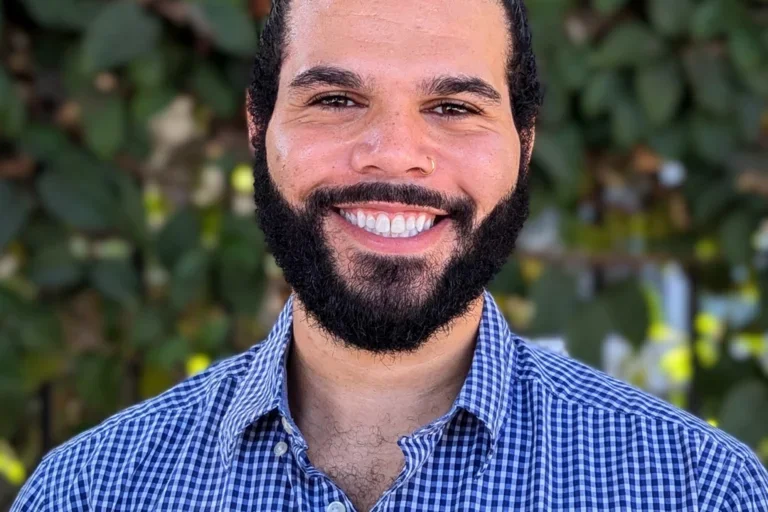 Devin Gibbs smiling 
