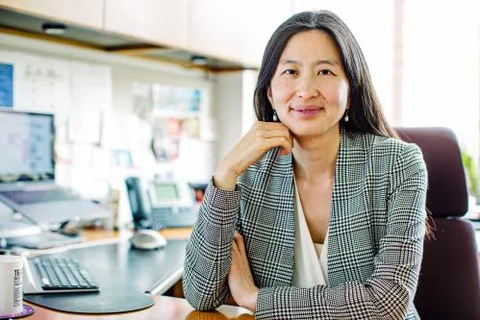 Dr. Li headshot